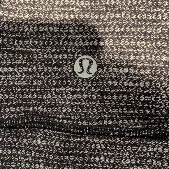 Lululemon zip up sweatshirt - Picture 8 of 8